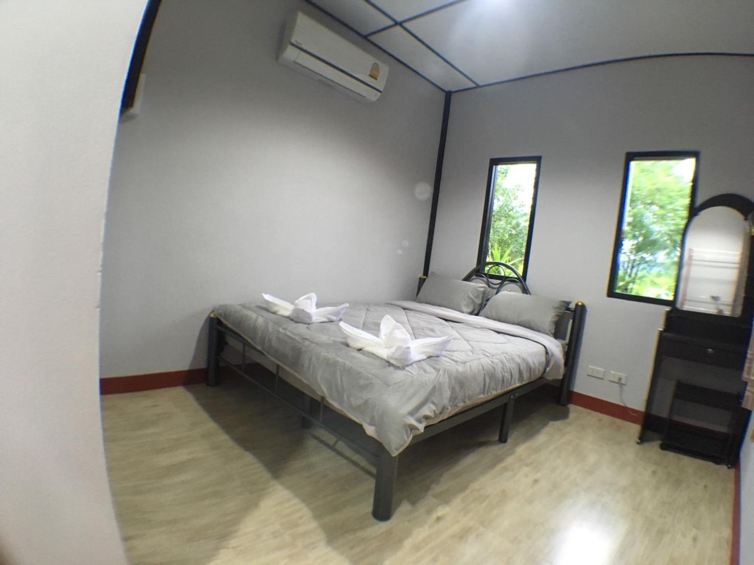 Hotel Rai Eingpu Ban Tha Khun Exterior foto