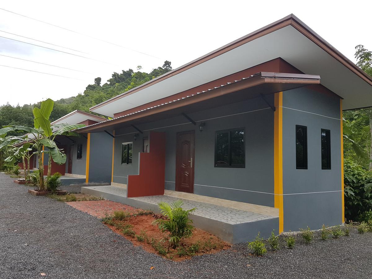 Hotel Rai Eingpu Ban Tha Khun Exterior foto